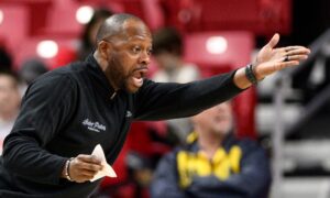 Saint Peter's head coach Bashir Mason during game