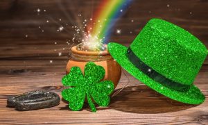 pot of gold with four-leaf clover for a story on a man winning a record payout at Tipico online casino in New Jersey playing a luck of the Irish game