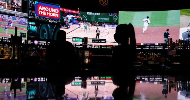 Image of Westgate Superbook in Las Vegas for a story on the New Jersey online sportsbook SuperBook closing up shop.