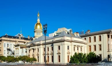 New Jersey lawmakers advanced responsible gambling bills targeting customer account limits, gambling ads, and self-exclusion rules.