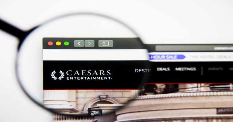 Caesars Director Buys $61,716 in Company Stock
